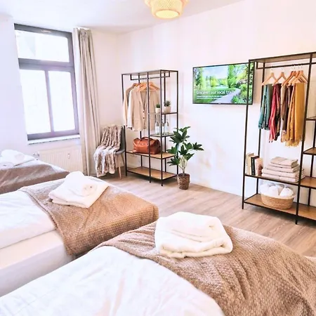 Apartment Zentrale & Ruhige 3-raum Mit Balkon